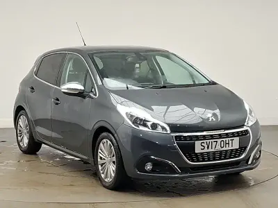 Used Peugeot 208 Allure 99 HP (72 kW) 2017 Grey Hatchback