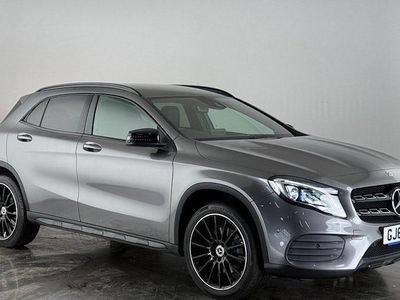 Mercedes GLA220