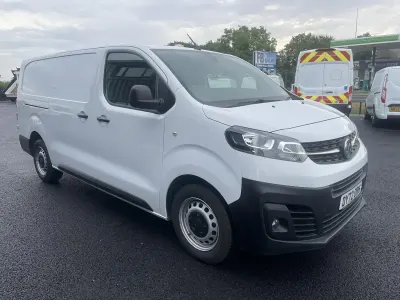 Used Vauxhall Vivaro 2022 White MPV