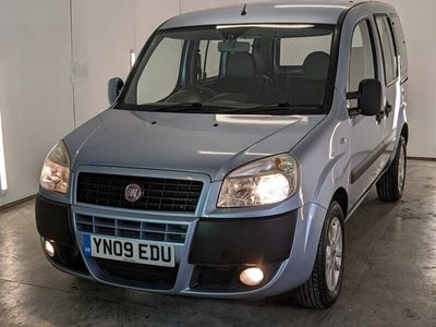 used Fiat Doblò (2009/09)1.4 8V Dynamic High Roof 5d