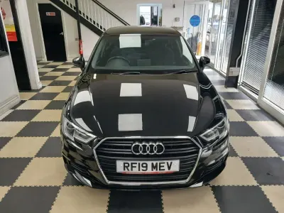 Used Audi A3 Sportback Design 116 HP (85 kW) 2019 Black Hatchback