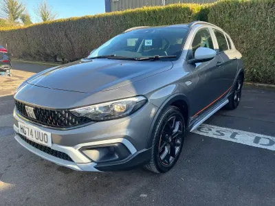 Used Fiat Tipo Cross 130 HP (95 kW) 2025 Grey Hatchback