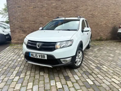 Used Dacia Sandero Ambiance 90 HP (66 kW) 2015 White Hatchback