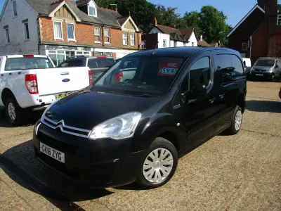 Used Citroën Berlingo 75 HP (55 kW) 2016 Black MPV
