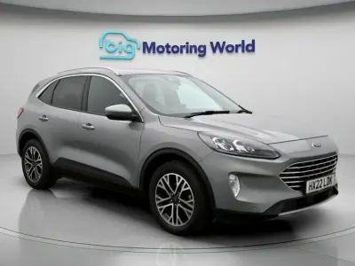 Used Ford Kuga Titanium 150 HP (110 kW) 2022 Silver SUV