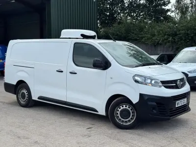Used Vauxhall Vivaro Edition 100 HP (73 kW) 2020 White MPV