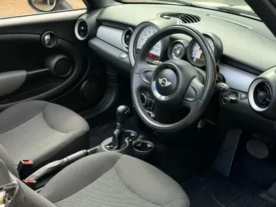 Used Mini ONE 98 HP (72 kW) 2011 White Hatchback