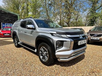 Used Mitsubishi L200 150 HP (110 kW) 2019 Silver Pickup