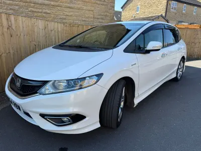 Used Honda Jazz Hybrid 2015 White Hatchback