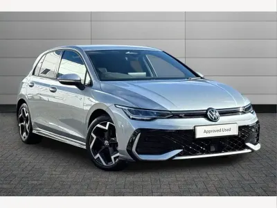 Used VW Golf VIII R-line 150 HP (110 kW) 2025 Silver Hatchback