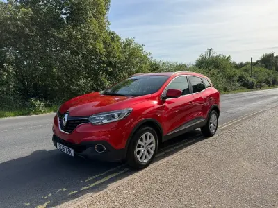 Used Renault Kadjar Dynamique 110 HP (80 kW) 2016 Red SUV