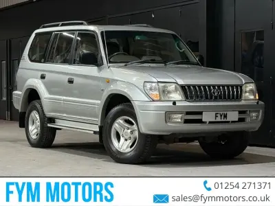 Used Toyota Land Cruiser 176 HP (129 kW) 2001 Silver SUV