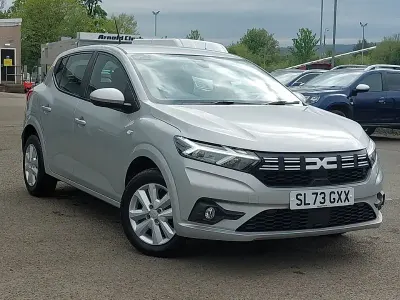 Używany Dacia Sandero Expression 91 KM (66 kW) 2023 Szary Hatchback