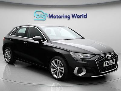 Begagnad Audi A3 Sport 109 HK (80 kW) 2021 Svart Sedan
