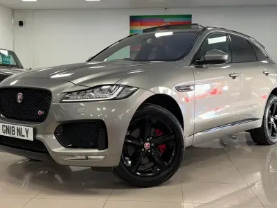 Used Jaguar F-Pace Supercharged 380 HP (279 kW) 2018 Silver SUV