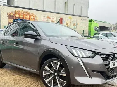 Usado Peugeot 208 GT 102 HP (75 kW) 2022 Cinzento Citadino