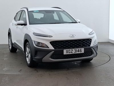 White Used 2022 Hyundai Kona SE SUV | £13,998 (Fair price)