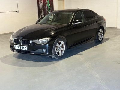 Black Used 2012 BMW 318 Executive Sedan | £2,495 (Fair price)