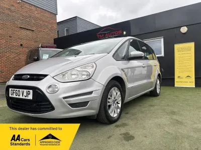 Begagnad Ford S-MAX Zetec 140 HK (102 kW) 2010 Silver Minibuss