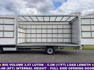 Begagnad Mercedes Sprinter Progressive 150 HK (110 kW) 2023 Vit Van