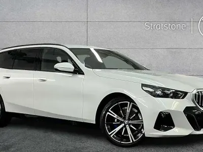 Used BMW 530e M Sport 299 HP (219 kW) 2026 White Estate