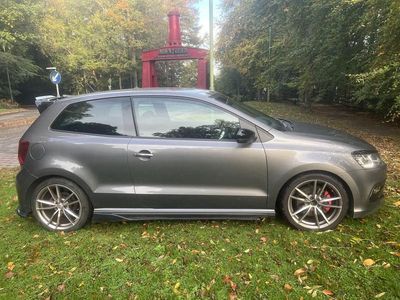 Używany VW Polo R-line 110 KM (80 kW) 2017 Szary Hatchback