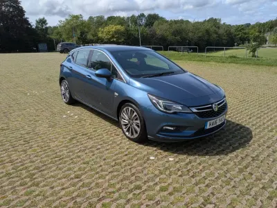 Used Vauxhall Astra SRi 136 HP (100 kW) 2016 Blue Hatchback