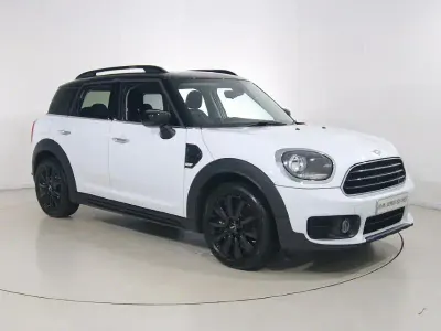 Used Mini Cooper Classic 136 HP (100 kW) 2020 White Hatchback