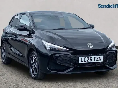 Usado MG MG3 Trophy 194 CV (142 kW) 2024 Negro Utilitario