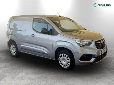 Used Vauxhall Combo S 100 HP (73 kW) 2023 Grey MPV