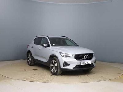 Usado Volvo XC40 Ultimate 161 CV (118 kW) 2023 Gris SUV