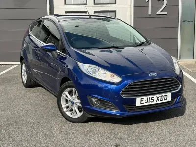 Used Ford Fiesta Zetec 98 HP (72 kW) 2015 Blue Hatchback