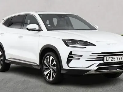 Used BYD Seal U Boost 324 HP (238 kW) 2025 White SUV