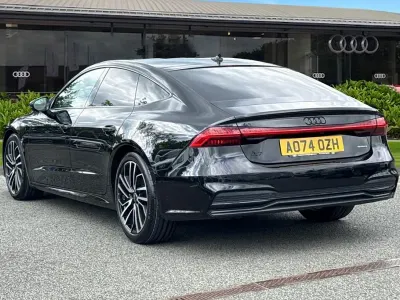 Usado Audi A7 Black Edition 245 HP (180 kW) 2024 Preto Sedan