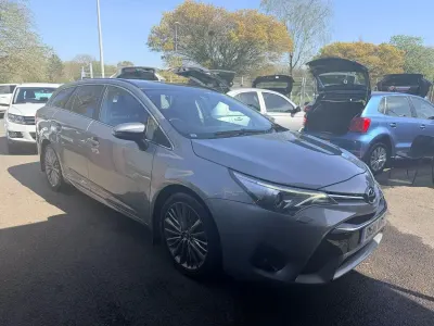 Used Toyota Avensis