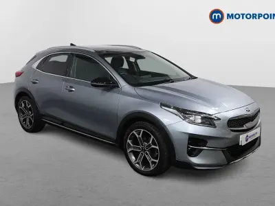 Usado Kia XCeed 160 HP (117 kW) 2021 Prateado SUV
