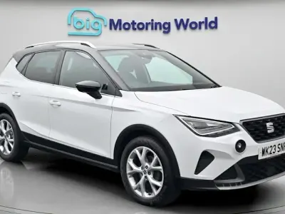 Used Seat Arona FR 110 HP (80 kW) 2023 White SUV