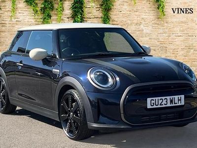 Usado Mini Cooper Hatch 134 CV (98 kW) 2023 Negro Utilitario