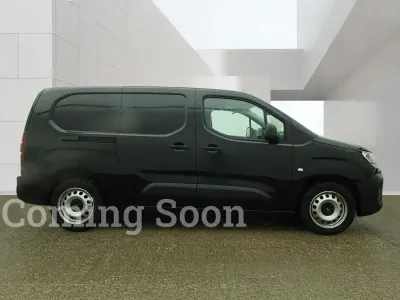 Used Citroën Berlingo 100 HP (73 kW) 2025 Black MPV