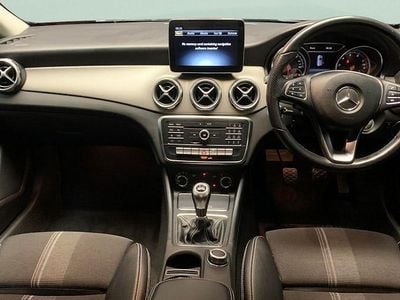 Mercedes GLA180
