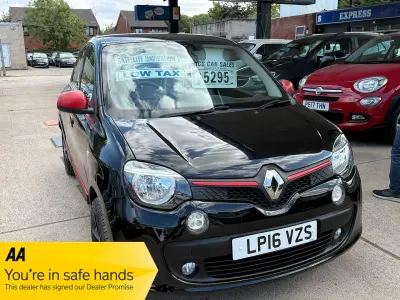 Used Renault Twingo Dynamique 90 HP (66 kW) 2016 Black Hatchback