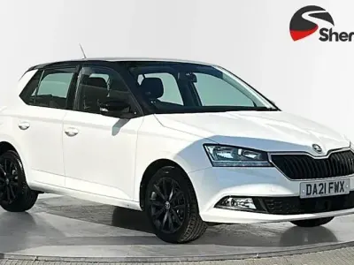Used Skoda Fabia Colour Edition 95 HP (69 kW) 2021 White Hatchback