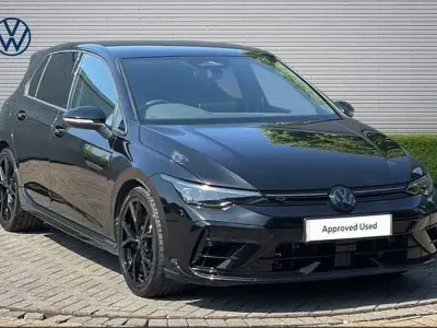 Used VW Golf VIII 333 HP (244 kW) 2025