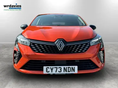 Used Renault Clio V Techno 2024 Orange Hatchback