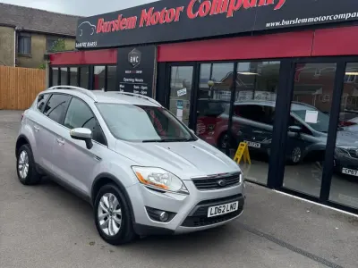 Usado Ford Kuga Titanium 140 HP (102 kW) 2012 Prateado SUV