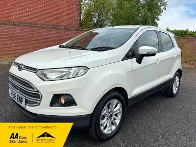 Used Ford Ecosport Zetec 95 HP (69 kW) 2016 Frozen white SUV