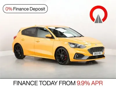 Używany Ford Focus ST 190 KM (139 kW) 2019 Pomarańczowy Hatchback