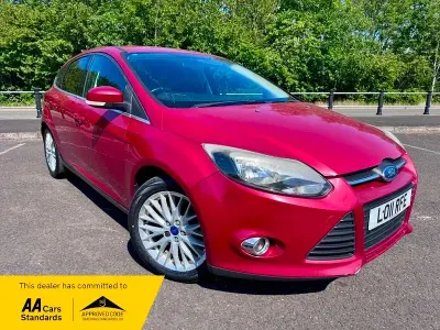 Used Ford Focus Zetec 2011 Red