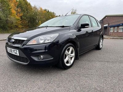 Black Used 2009 Ford Focus Zetec Hatchback | £1,195 (Fair price)