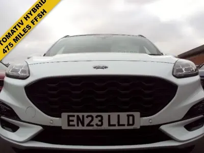 Used Ford Kuga ST-Line X 190 HP (139 kW) 2023 White SUV